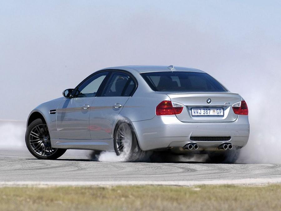  BMW M3 Sedan 2008 года  (ZA) (фото 3 из 10)